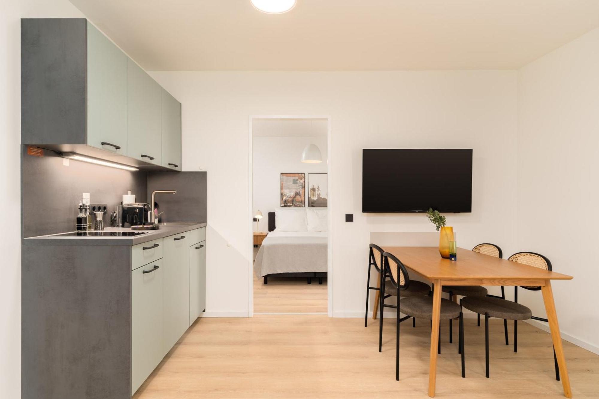 Limehome Vienna Favoritenstr. Rum bild