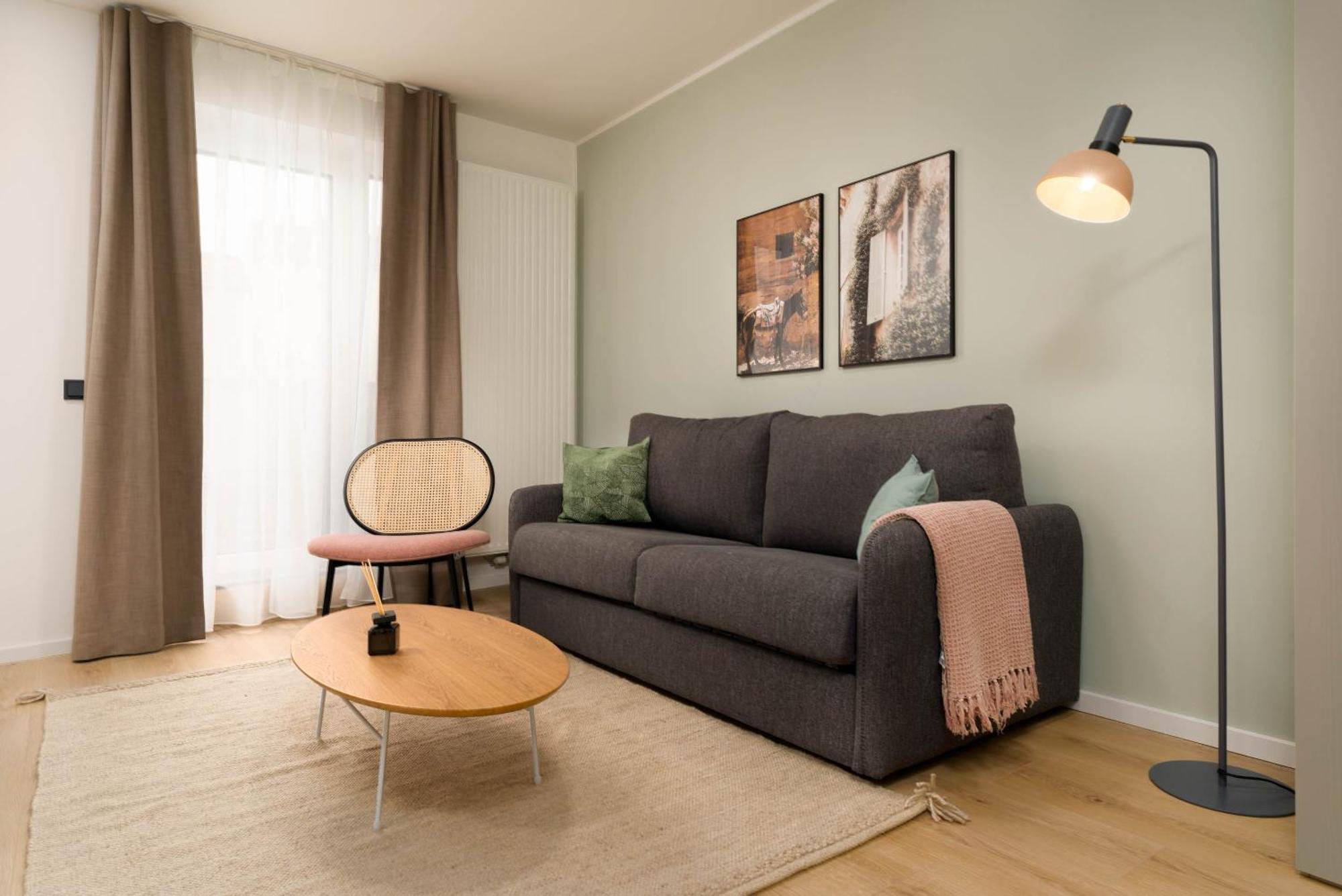 Limehome Vienna Favoritenstr. Rum bild