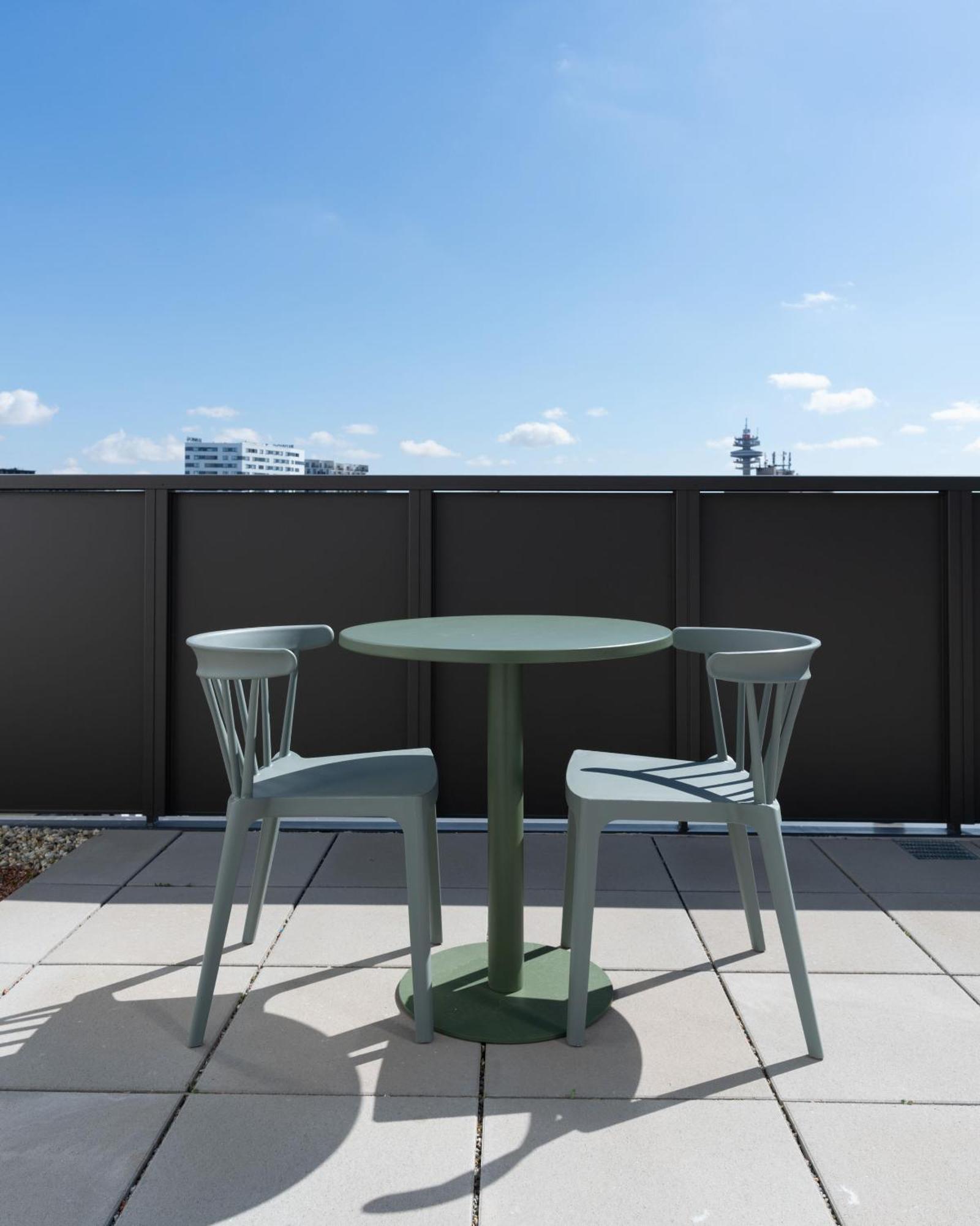 Limehome Vienna Favoritenstr. Rum bild