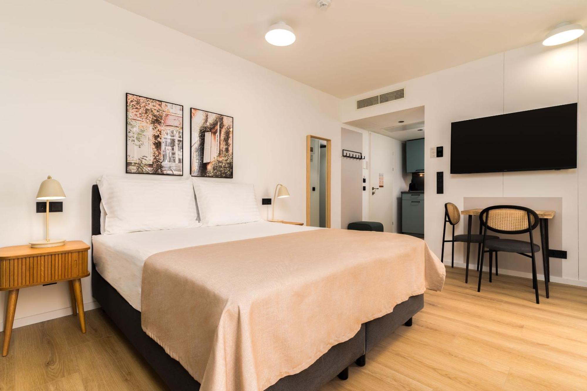 Limehome Vienna Favoritenstr. Rum bild