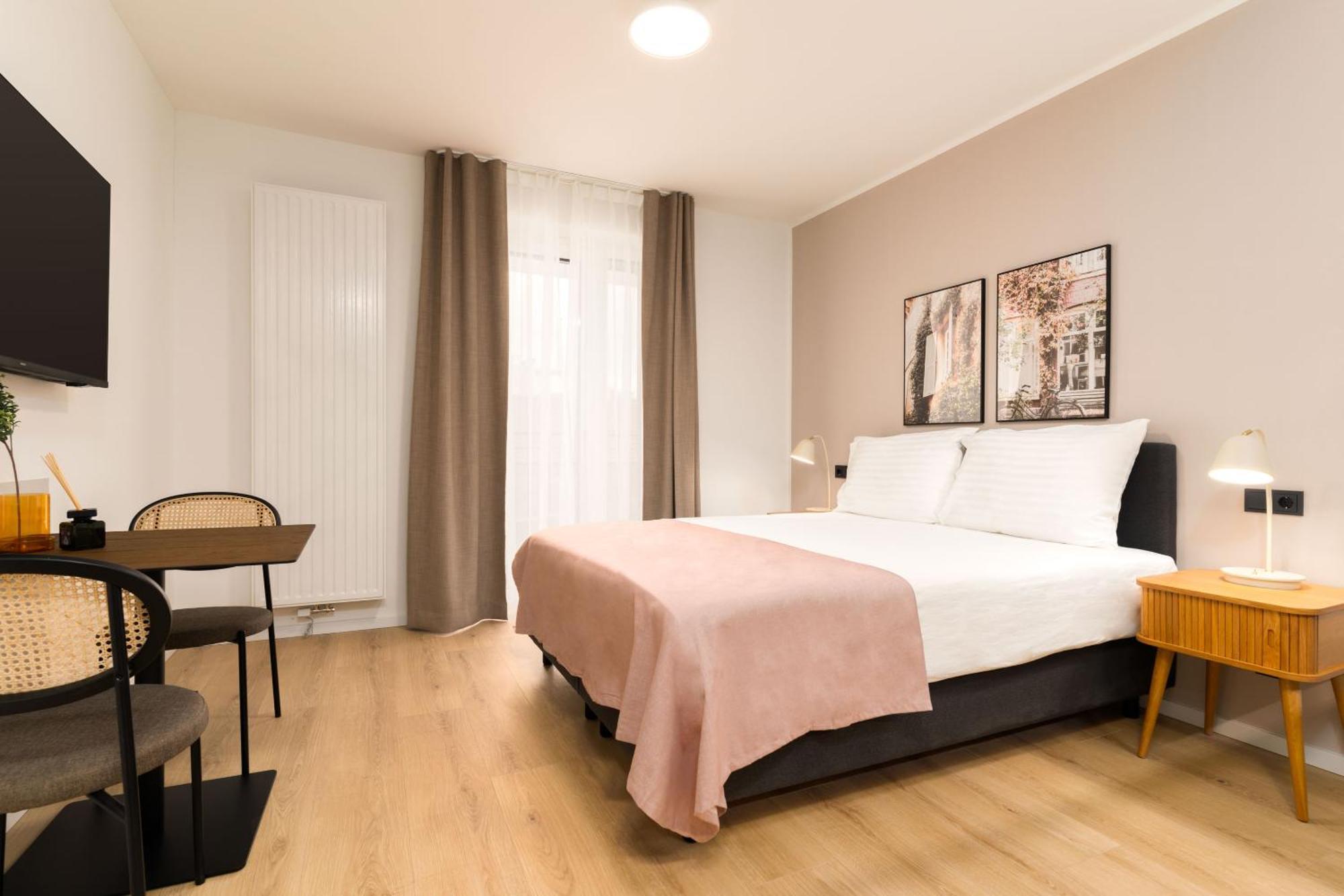 Limehome Vienna Favoritenstr. Rum bild