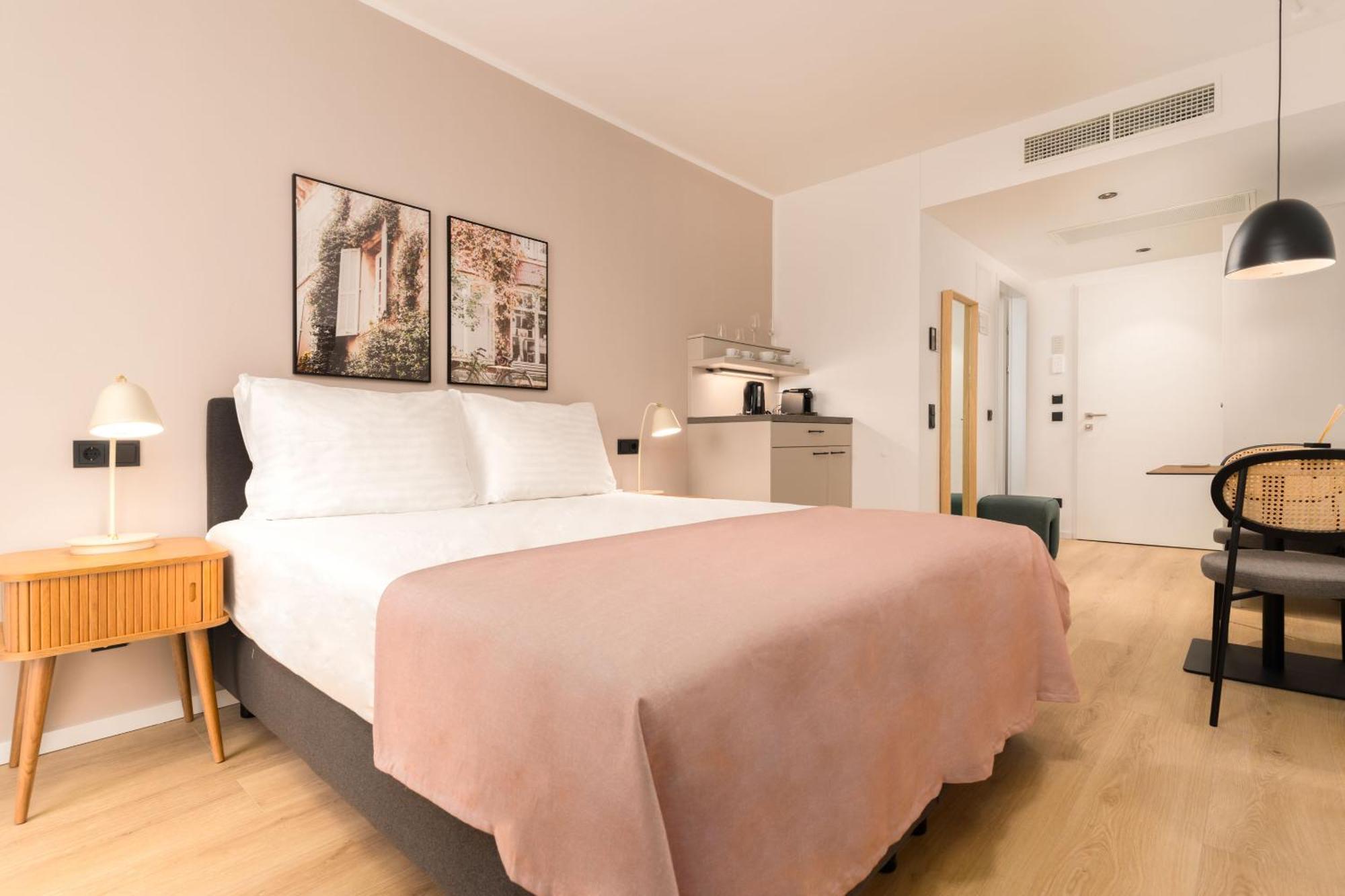 Limehome Vienna Favoritenstr. Rum bild
