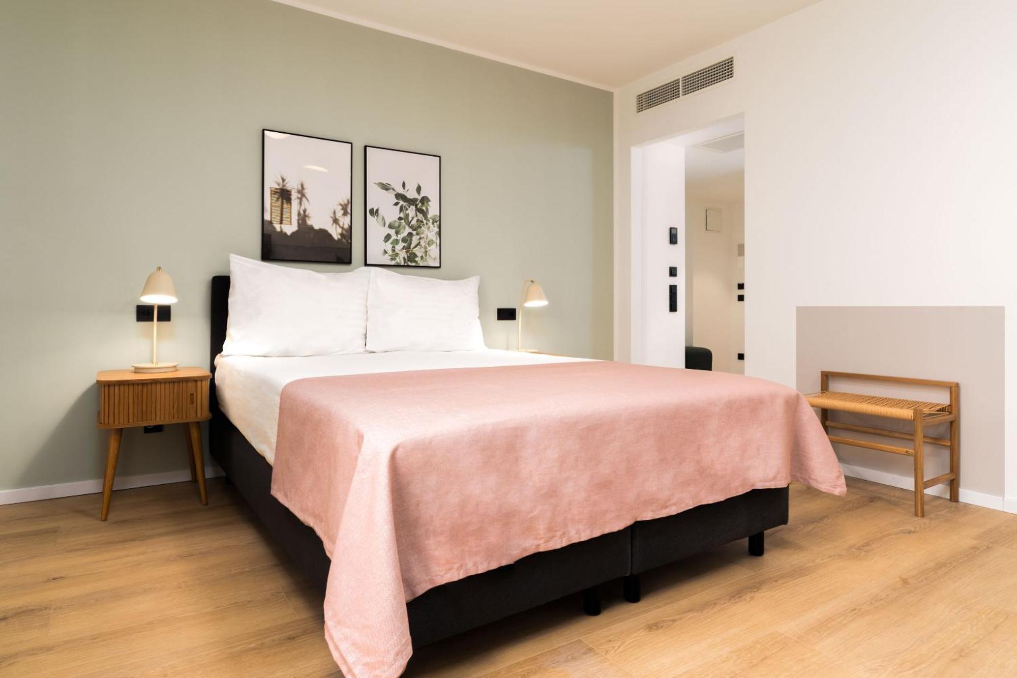 Limehome Vienna Favoritenstr. Rum bild