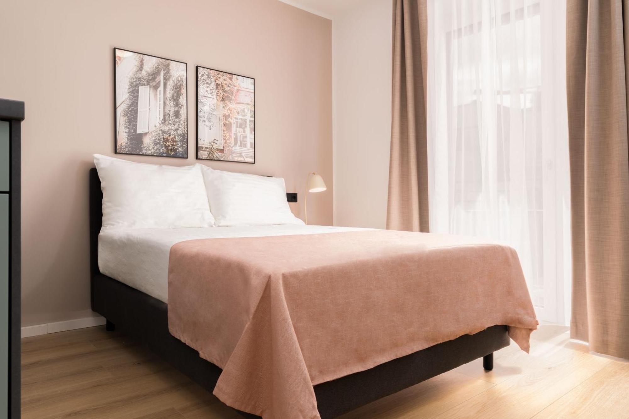 Limehome Vienna Favoritenstr. Rum bild
