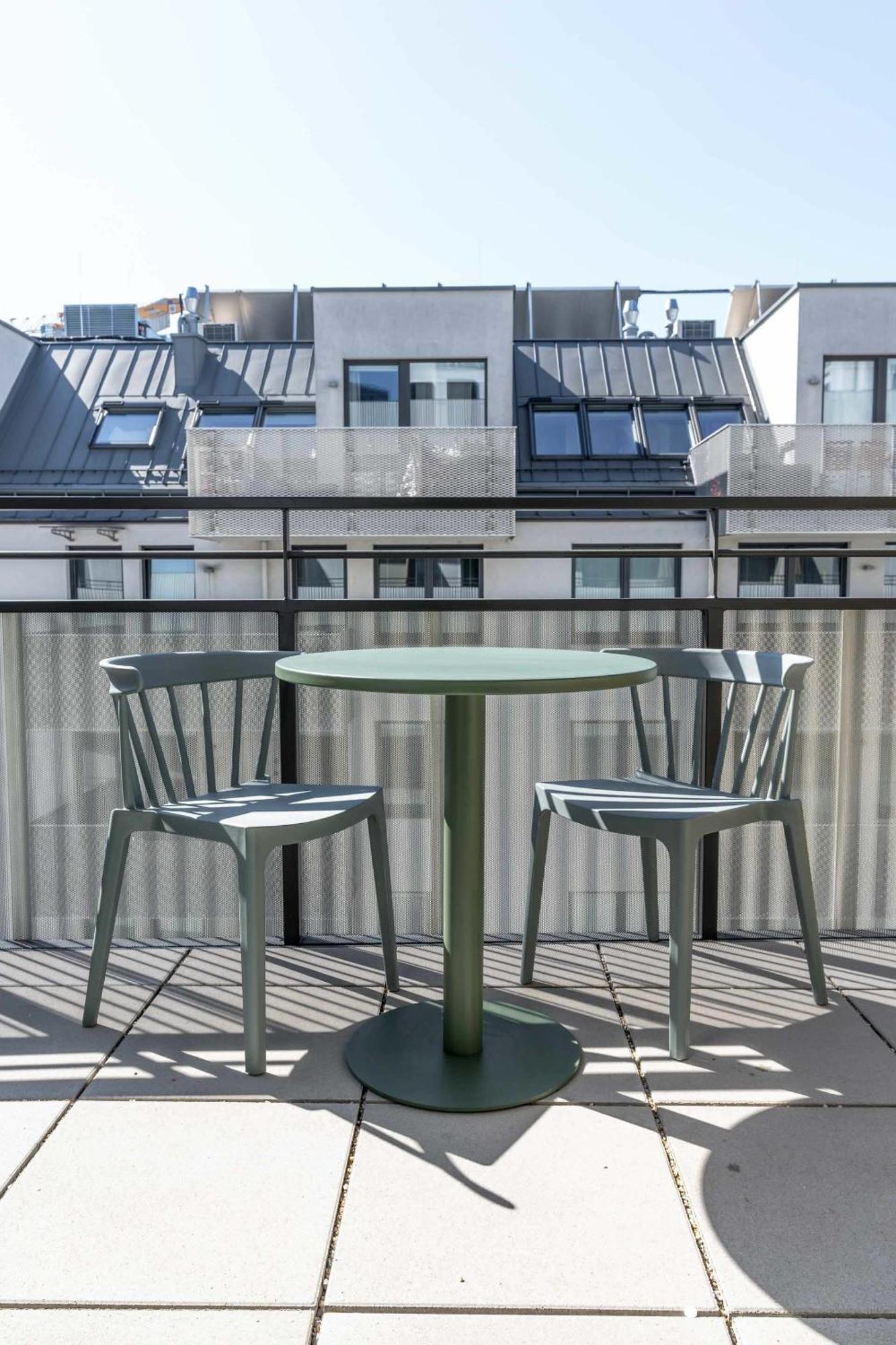 Limehome Vienna Favoritenstr. Rum bild